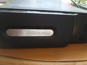 Xbox360 120 Гб (5 фото из 6)