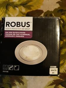 Лампочки LED ROBUS (1 фото из 2)