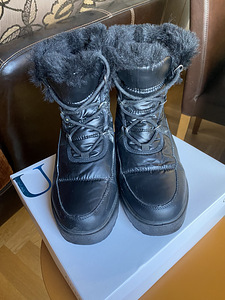 Зимние ботинки (2 фото из 2)