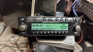 Becker Trafic Pro FORD (1 foto / 1)