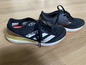 Кроссовки Adidas 37 1/3 (1 фото из 2)