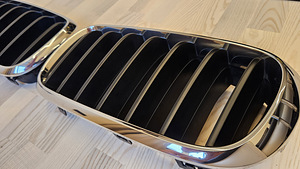 BMW X5 F15 iluvõre, X6 F16 Grill, ORIGINAAL (1 foto / 4)