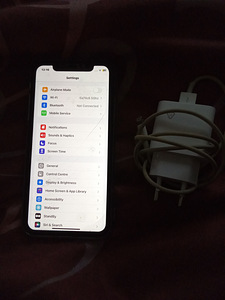 iPhone 11 (3 foto / 4)