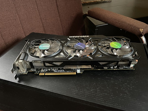AMD r9 290x Gigabyte (1 фото из 2)