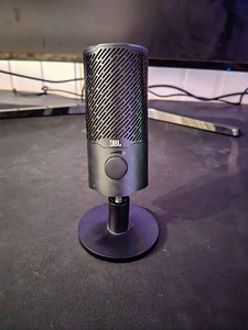 JBL Quantum Stream, черный - Микрофон (4 фото из 4)