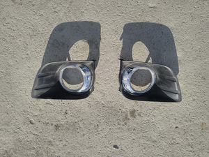 Toyota Land Cruiser 150 52030-60010 52040-60010 76810-60030 (1 foto / 2)