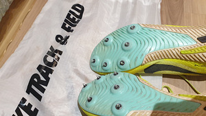 Продам шиповки NIKE для бега 39 / 40 размера (3 фото из 7)