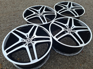 R21 AMG originaal 5x112 ML GL GLE GLS W166 W167 - UUS ! (3 foto / 9)