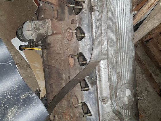 Двигатель M30B25