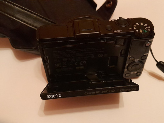 SONY DSC-RX100M2