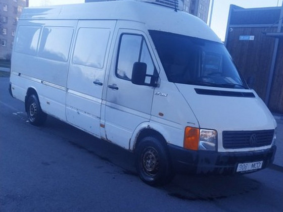 VOLKSWAGEN LT35 BOX 2.5 80kw