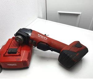 Hilti akuveski + aku + laadija (1 foto / 1)