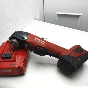 Hilti akuveski + aku + laadija