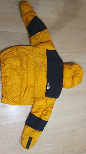 The North Face 700 Summit Series Puffer Jacket (XL) (2 foto / 3)
