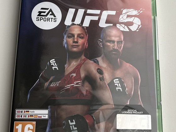 UFC 5 (Xbox Series X)