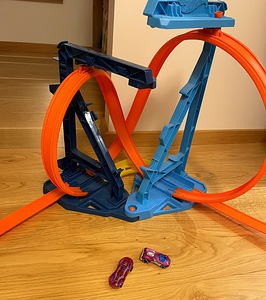Hot Wheels Lõputud keerised autorada lastele mänguasi (2 foto / 3)