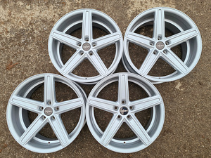 R19 Vossen Style 19" 5x112 - Germany - UUS (2 foto / 5)