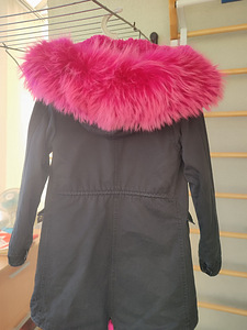 Парка женская размер S (3 фото из 5)