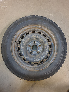 Talverehvid ketastel 195/65 R15 talverehvidega (3 foto / 3)