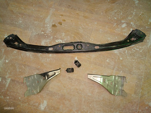 Toyota Land Cruiser 150 52102-60260 52521-60110 52103-60250 (1 foto / 2)