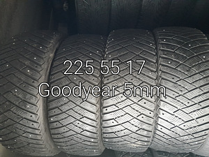 225 55 17 ms, naast (8 foto / 8)
