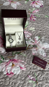 Ehtekomplekt kellaga (3 foto / 5)