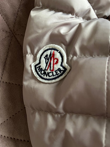 Зимняя куртка Moncler для девочек, размер 146 (4 фото из 5)