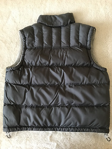 Vest (3 foto / 3)