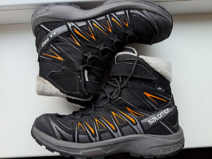 Salomon р.38 (1 фото из 5)