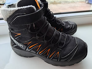 Salomon р.38 (5 фото из 5)