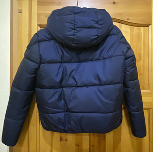 Зимняя куртка (2 фото из 4)