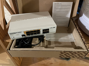 Mikrotik Routerboard CRS112-8P-4S-IN (2 foto / 3)