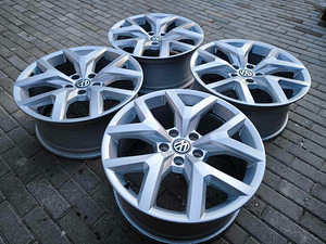19" Volkswagen originaalveljed 5x120 (5 foto / 7)