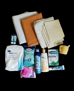 TENA/ MoliCare eakate/ voodihaigete hooldusvahendid (1 foto / 5)
