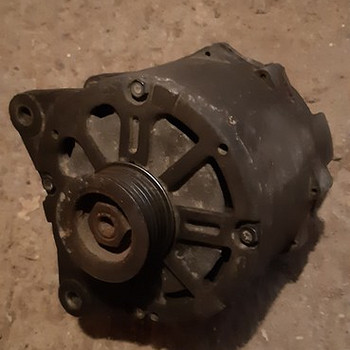 Audi A8 D3 4.0 generaator