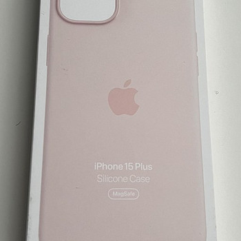 Apple iPhone 15 Plus Silicone Case with Magsafe , Light Pink