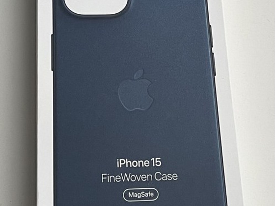 Apple iPhone 15 FineWoven Case with MagSafe , Pacific Blue