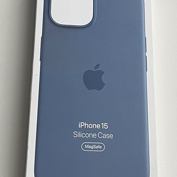 Apple iPhone 15 Silicone Case with Magsafe , Winter Blue