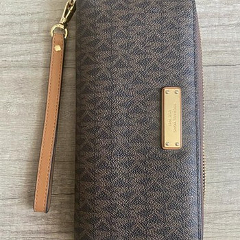 Michael kors rahakott käekott