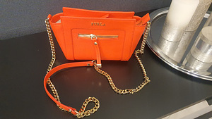 Furla kott (2 foto / 6)