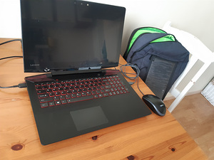 LENOVO Y700-15ISK (2 foto / 6)
