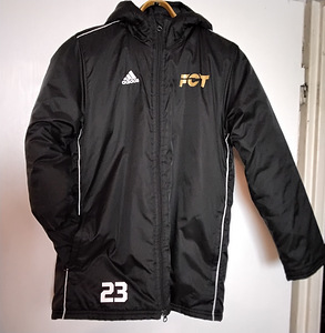 Куртка Adidas (1 фото из 3)