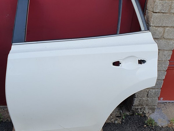 TOYOTA RAV4 uksed 2013-2019