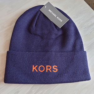 Uus müts Michael Kors (1 foto / 5)