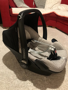 Müüa auto turvahäll, lapsele kuni 24 kg (1 foto / 9)