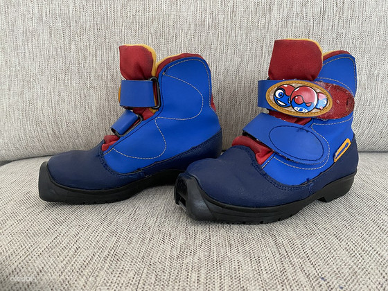 Детские лыжные ботинки Salomon s27 SNS fitting