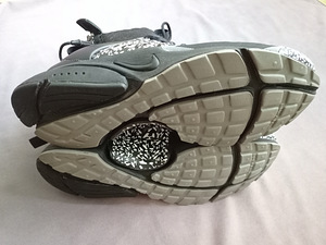 NIKE AIR X ACRONYM PRESTO MID 44 (5 foto / 7)