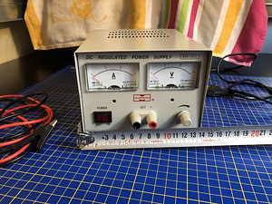 Лабораторный источник питания MASTECH HY-1503 // 0...15В / 3А (2 фото из 5)