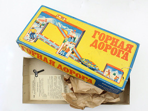 Советская механическая игрушка (5 фото из 10)