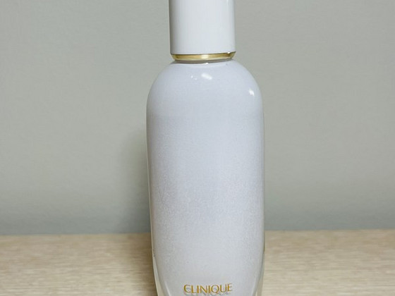 Aromatics in White Clinique